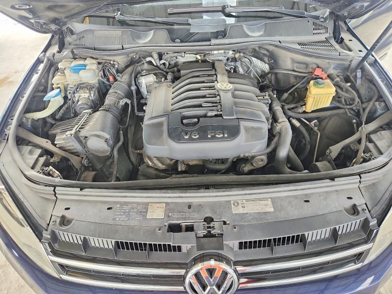 2011 Volkswagen Touareg მანქანა იყიდება აუქციონზე, vin: WVGFF9BP7BD000608, აუქციონის ნომერი: 61214136