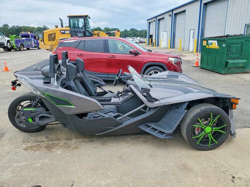 62226286 :رقم المزاد ، 57XAASFAXF5102454 vin ، 2015 Polaris Slingshot مزاد بيع