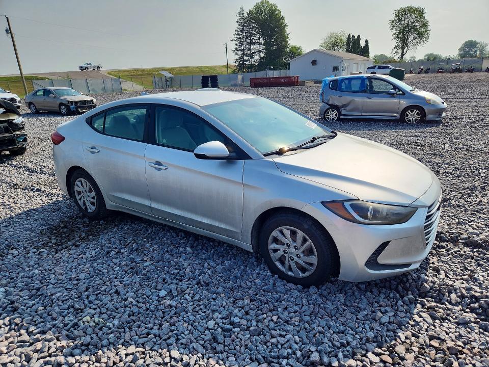 61069736 :رقم المزاد ، KMHD74LFXHU113930 vin ، 2017 Hyundai Elantra مزاد بيع