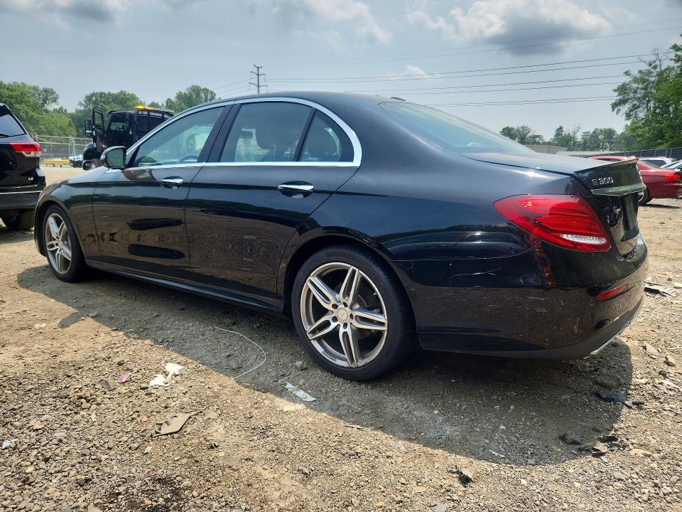 61082676 :رقم المزاد ، WDDZF4KB7HA078010 vin ، 2017 Mercedes-benz E مزاد بيع