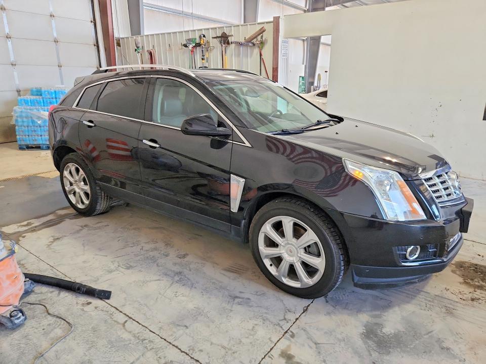 85625305 :رقم المزاد ، 3GYFNGE38FS629296 vin ، 2015 Cadillac Srx مزاد بيع