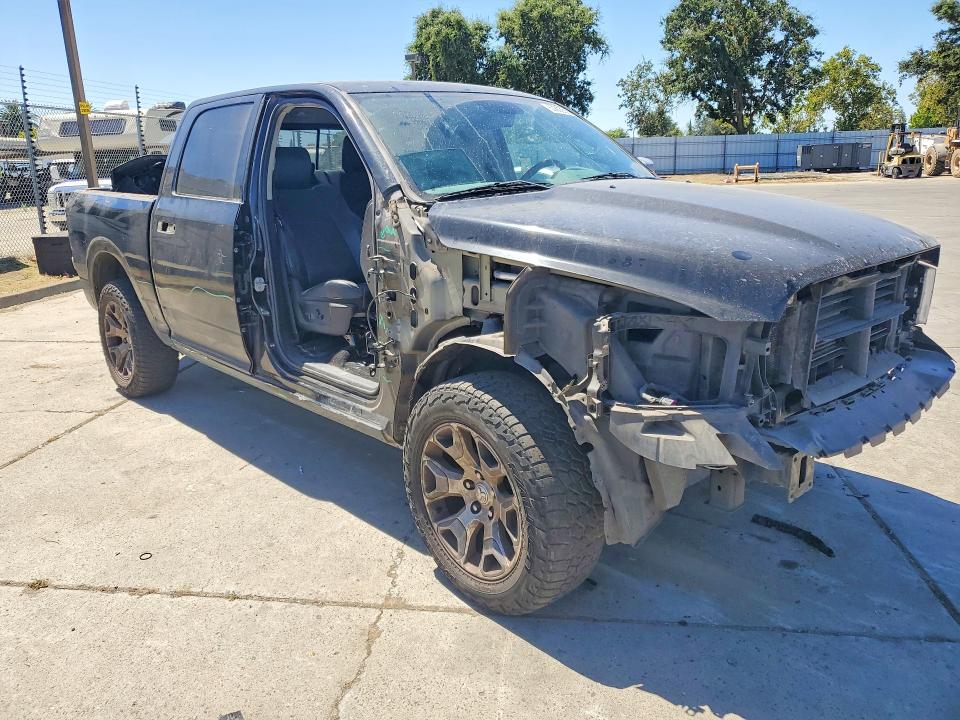 60830536 :رقم المزاد ، 1C6RR7NM6KS726221 vin ، 2019 Ram 1500 Classic مزاد بيع