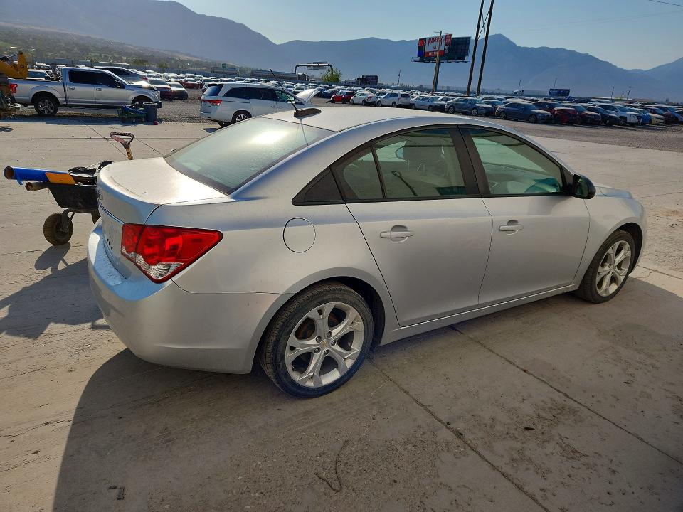 60946396 :رقم المزاد ، 1G1PC5SG1G7200585 vin ، 2016 Chevrolet Cruze Limited مزاد بيع