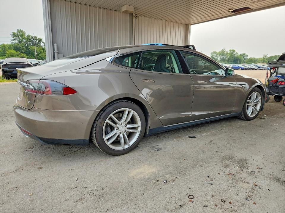 Продаж на аукціоні авто 2015 Tesla Model S, vin: 5YJSA1S29FF096022, номер лоту: 61172746