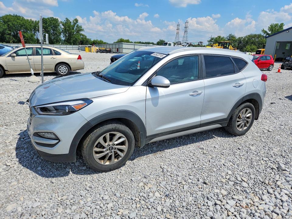 2017 Hyundai Tucson მანქანა იყიდება აუქციონზე, vin: KM8J3CA46HU394313, აუქციონის ნომერი: 60922516