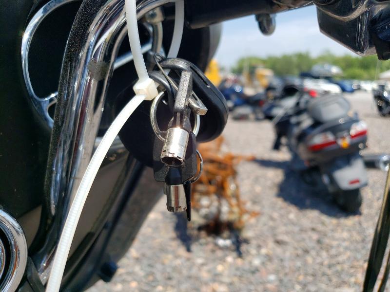2011 Harley-davidson Flhtcu მანქანა იყიდება აუქციონზე, vin: 1HD1FC416BB623300, აუქციონის ნომერი: 62655176