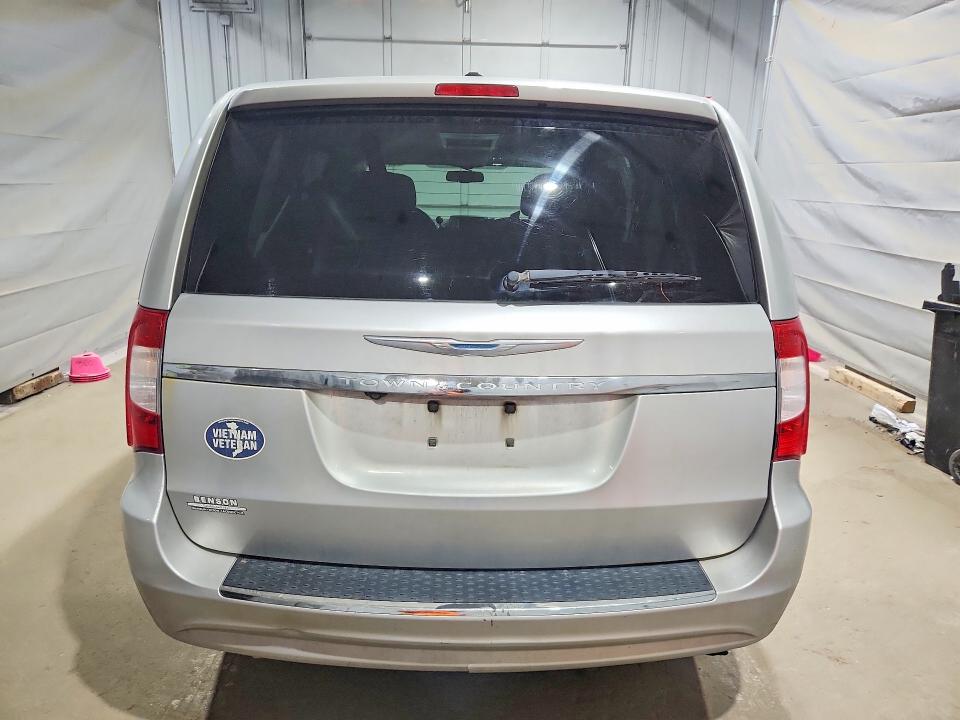 62141196 :رقم المزاد ، 2C4RC1BG0CR176295 vin ، 2012 Chrysler Town & Country مزاد بيع
