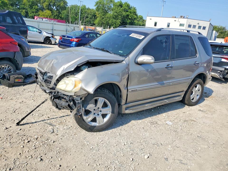 2005 Mercedes-benz Ml მანქანა იყიდება აუქციონზე, vin: 4JGAB57E05A521195, აუქციონის ნომერი: 63370386