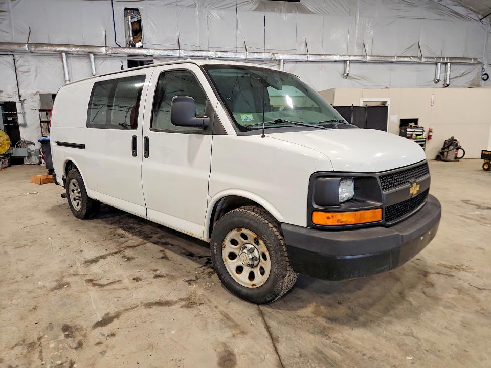 61410746 :رقم المزاد ، 1GCSGAFX9D1157685 vin ، 2013 Chevrolet Express G1500 مزاد بيع