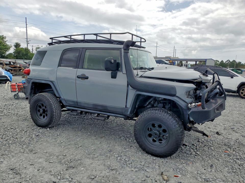 Продаж на аукціоні авто 2013 Toyota Fj Cruiser, vin: JTEBU4BF8DK156105, номер лоту: 62761806