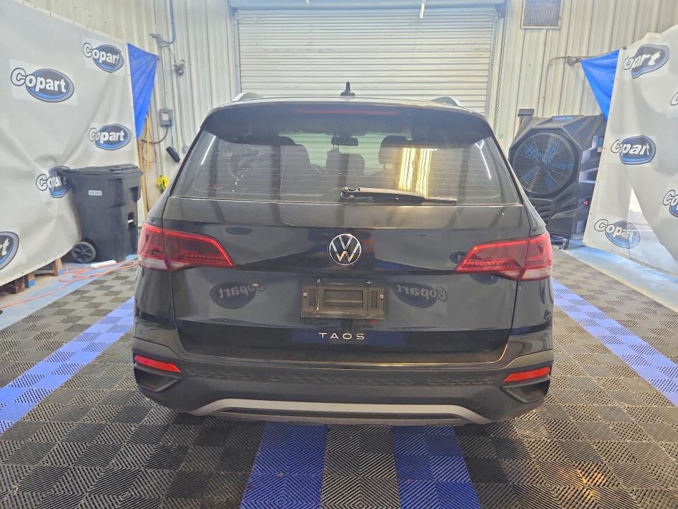 Продажа на аукционе авто 2022 Volkswagen Taos, vin: 3VVDX7B20NM017049, номер лота: 61881876