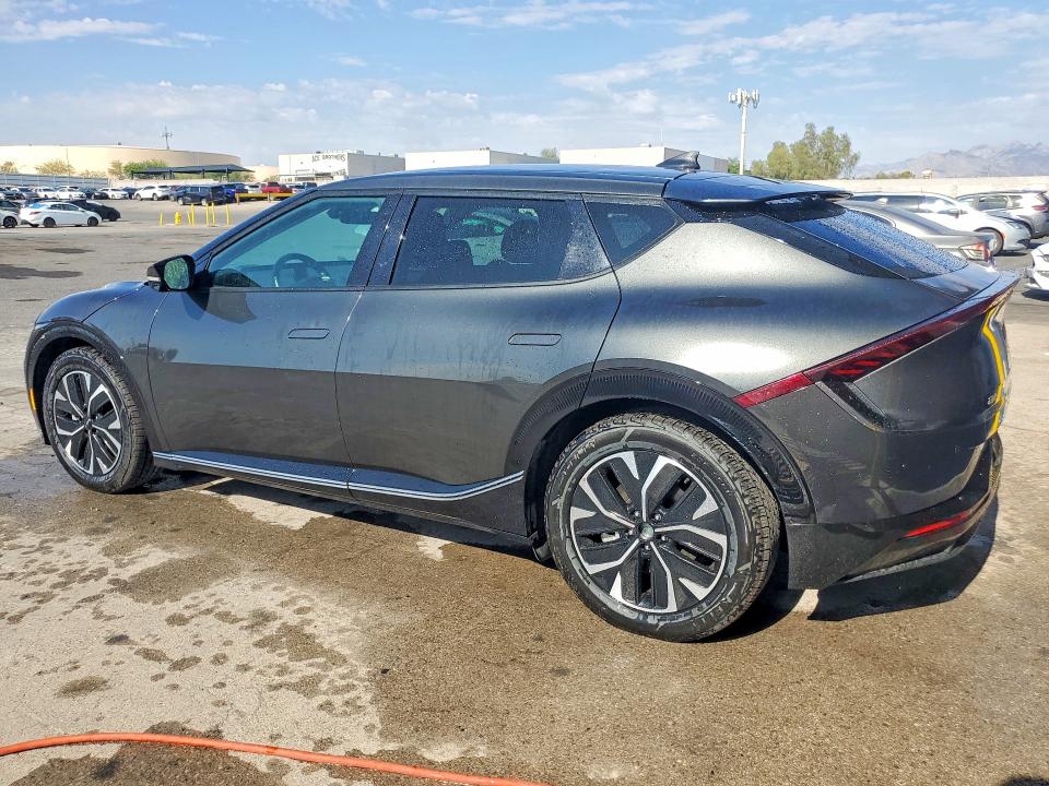 2023 Kia Ev6 მანქანა იყიდება აუქციონზე, vin: KNDC34LA8P5602125, აუქციონის ნომერი: 61028896
