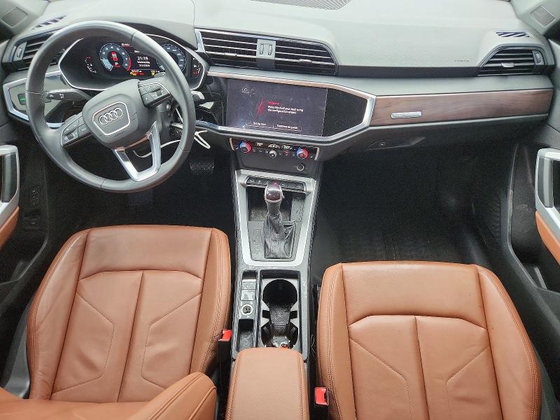 85623085 :رقم المزاد ، WA1DECF3XN1139067 vin ، 2022 Audi Q3 مزاد بيع