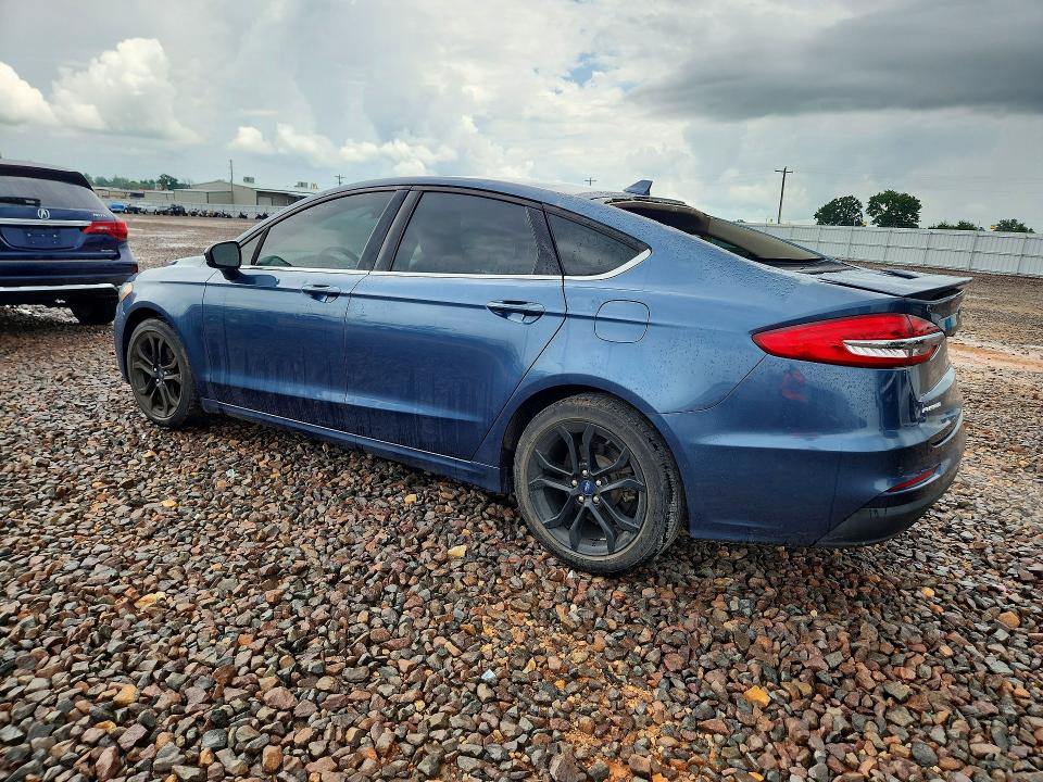 61031746 :رقم المزاد ، 3FA6P0HD4KR250959 vin ، 2019 Ford Fusion مزاد بيع