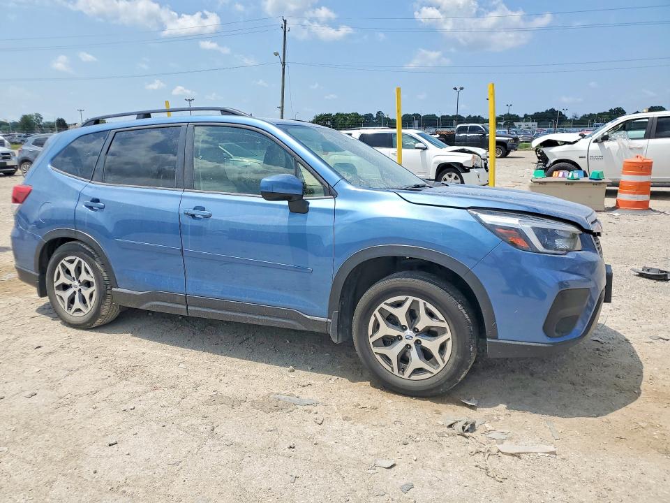 Продажа на аукционе авто 2021 Subaru Forester, vin: JF2SKAJC4MH554605, номер лота: 61780596