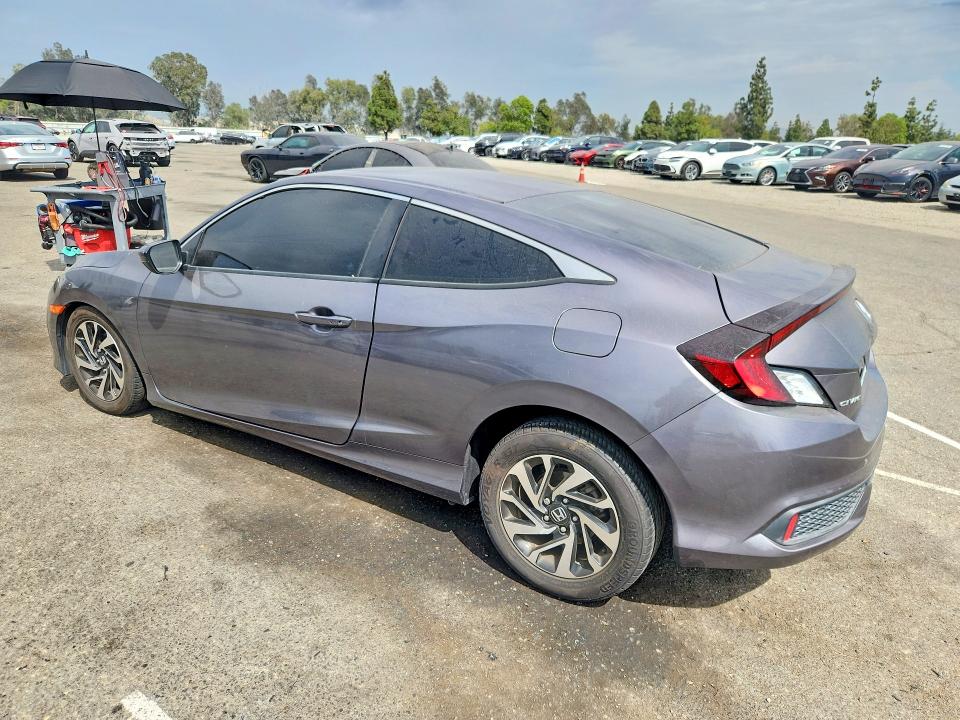 61030826 :رقم المزاد ، 2HGFC4B00JH304837 vin ، 2018 Honda Civic مزاد بيع