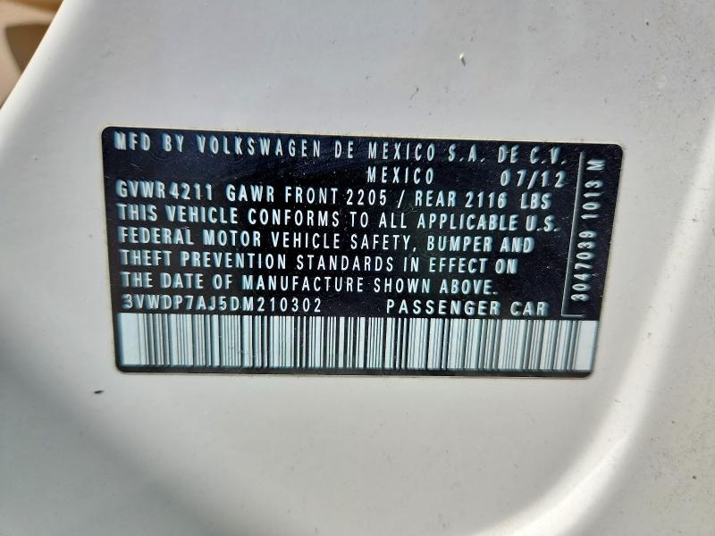 61682646 :رقم المزاد ، 3VWDP7AJ5DM210302 vin ، 2013 Volkswagen Jetta مزاد بيع