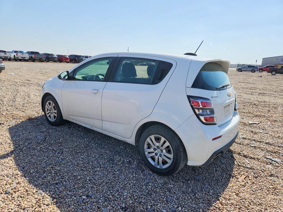 62831316 :رقم المزاد ، 1G1JG6SG6H4171832 vin ، 2017 Chevrolet Sonic مزاد بيع