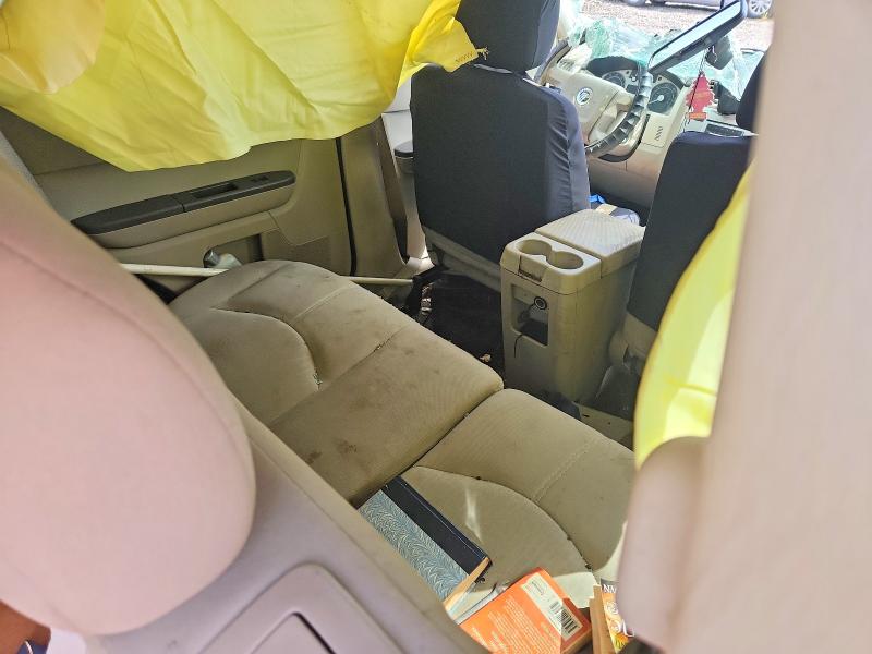 62064616 :رقم المزاد ، 4M2CU81108KJ31852 vin ، 2008 Mercury Mariner مزاد بيع