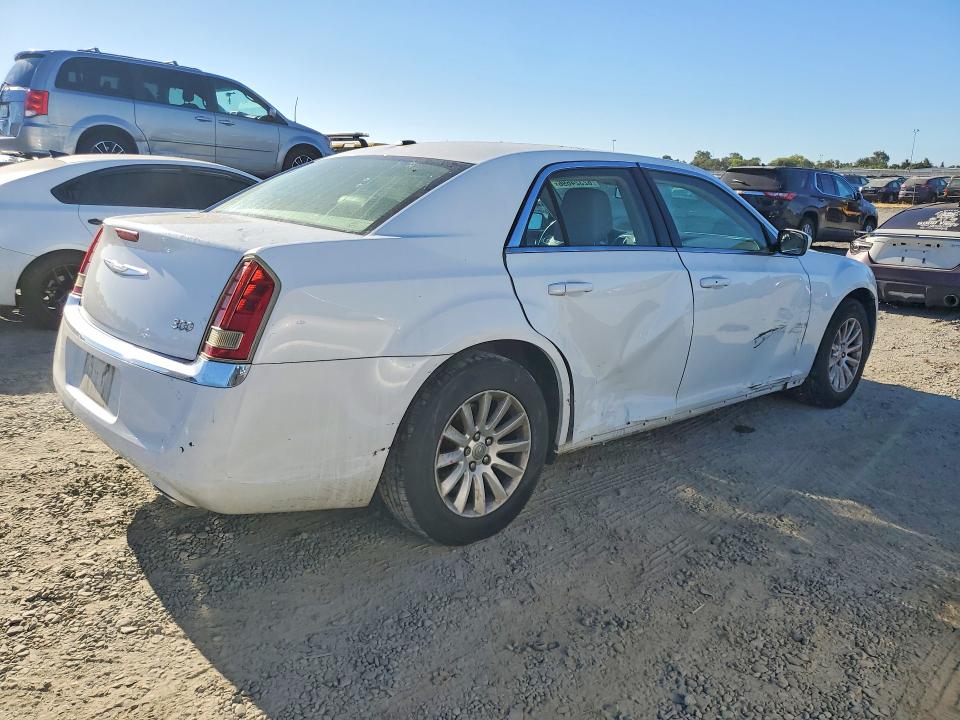 2013 Chrysler 300 მანქანა იყიდება აუქციონზე, vin: 2C3CCAAG1DH632419, აუქციონის ნომერი: 62324696