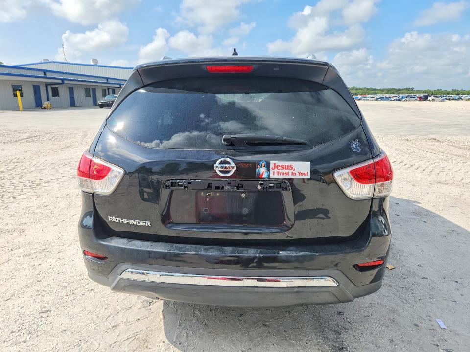 62332106 :رقم المزاد ، 5N1AR2MN2FC686976 vin ، 2015 Nissan Pathfinder مزاد بيع