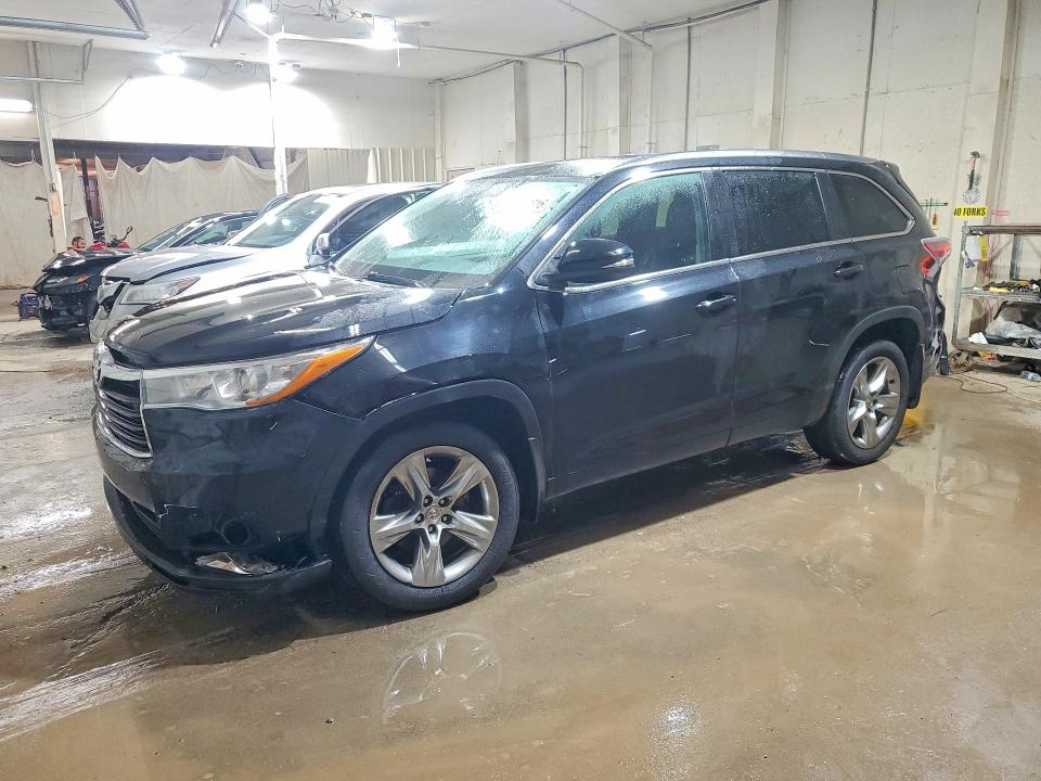 Auction sale of the 2014 Toyota Highlander, vin: 5TDDKRFH4ES008622, lot number: 62243316
