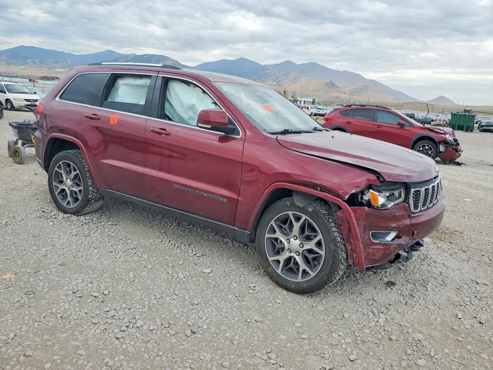 2018 Jeep Grand Cherokee მანქანა იყიდება აუქციონზე, vin: 1C4RJFBG6JC324670, აუქციონის ნომერი: 61953346