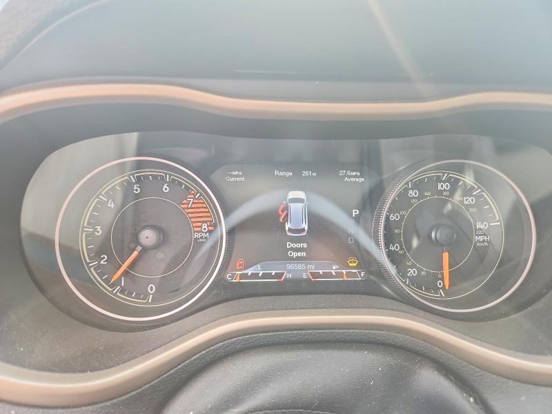 62304386 :رقم المزاد ، 1C4PJMDS8GW280112 vin ، 2016 Jeep Cherokee مزاد بيع