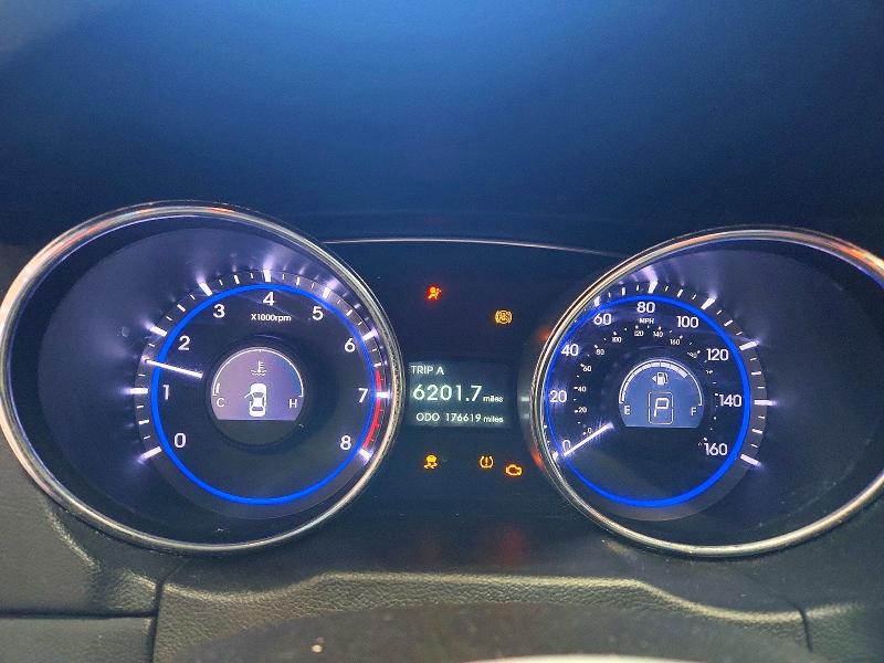 62282916 :رقم المزاد ، 5NPEC4AC8BH056979 vin ، 2011 Hyundai Sonata مزاد بيع