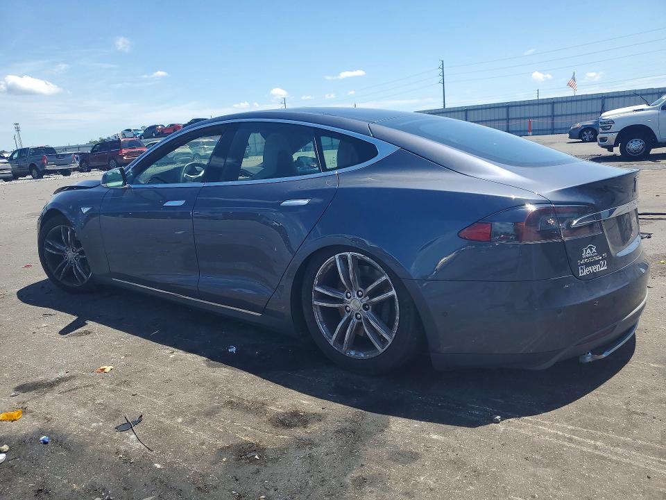 61983066 :رقم المزاد ، 5YJSA1H19EFP60476 vin ، 2014 Tesla Model S مزاد بيع