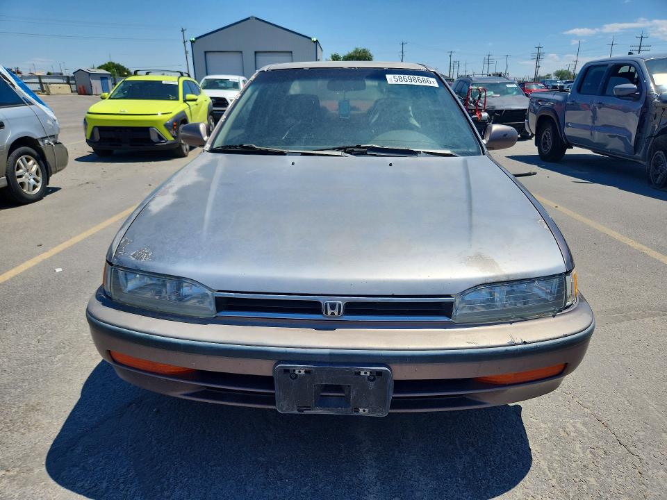 58698686 :رقم المزاد ، 1HGCB7558PA033502 vin ، 1993 Honda Accord مزاد بيع