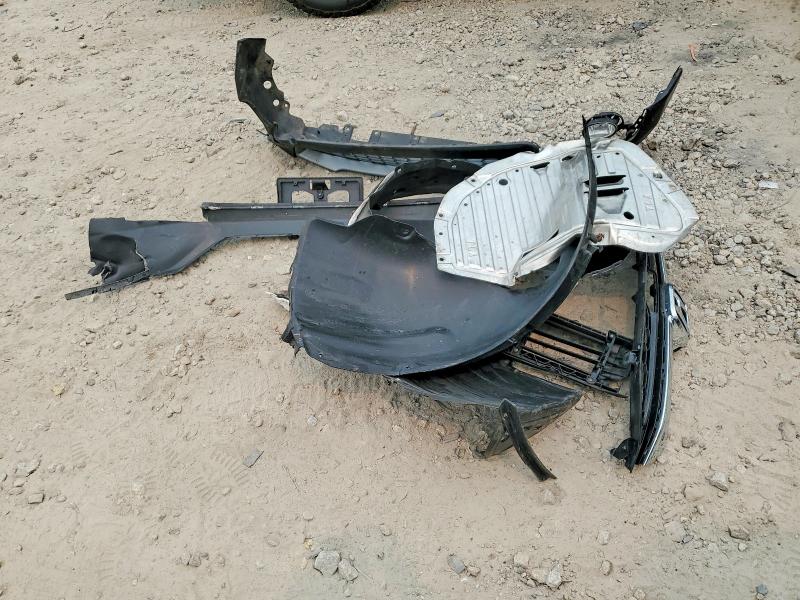 60888926 :رقم المزاد ، 7FARW2H57JE056901 vin ، 2018 Honda Cr-v مزاد بيع