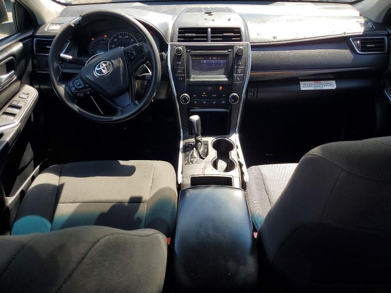 61429266 :رقم المزاد ، 4T4BF1FK4FR512630 vin ، 2015 Toyota Camry مزاد بيع