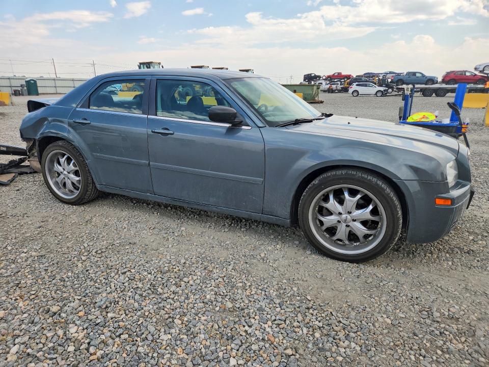Продаж на аукціоні авто 2006 Chrysler 300, vin: 2C3KA43R26H223656, номер лоту: 62782626