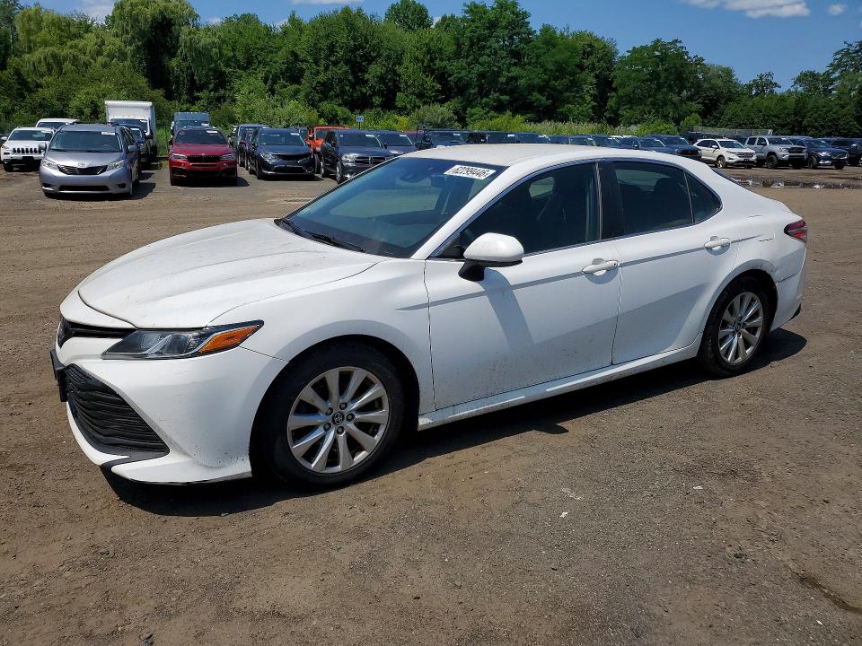 Продаж на аукціоні авто 2018 Toyota Camry, vin: 4T1B11HK0JU641494, номер лоту: 62299446