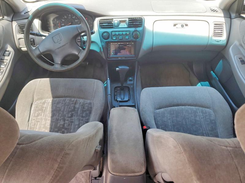 60964496 :رقم المزاد ، 1HGCG565XXA122833 vin ، 1999 Honda Accord مزاد بيع