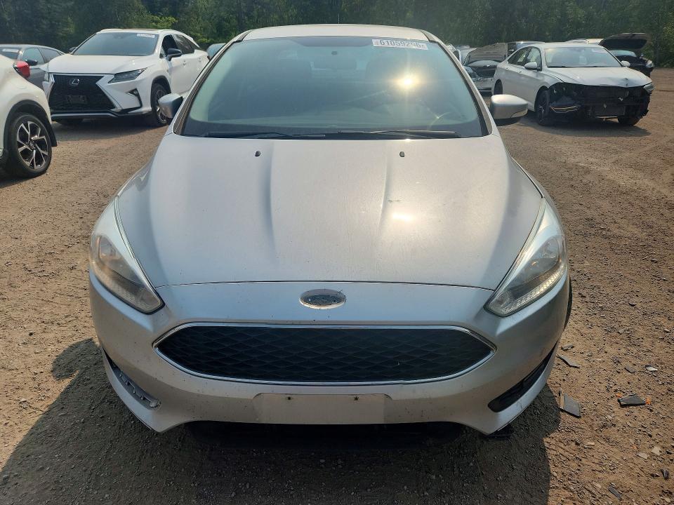 61059296 :رقم المزاد ، 1FADP3F29FL278416 vin ، 2015 Ford Focus مزاد بيع