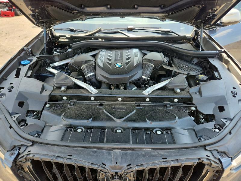 61812486 :رقم المزاد ، 5UXJU4C09M9H27362 vin ، 2021 Bmw X5 مزاد بيع