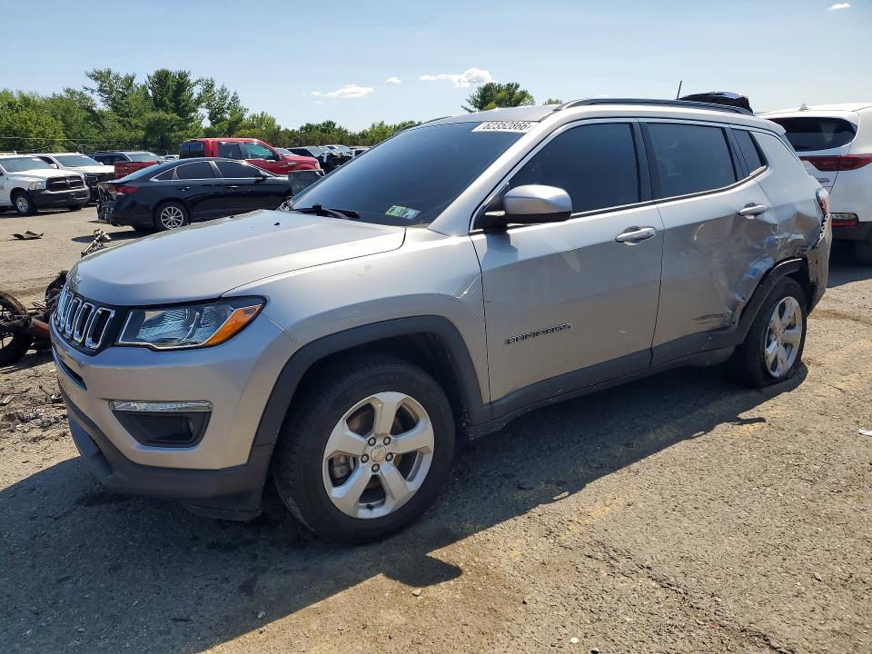 62352866 :رقم المزاد ، 3C4NJDBB5KT592591 vin ، 2019 Jeep Compass مزاد بيع