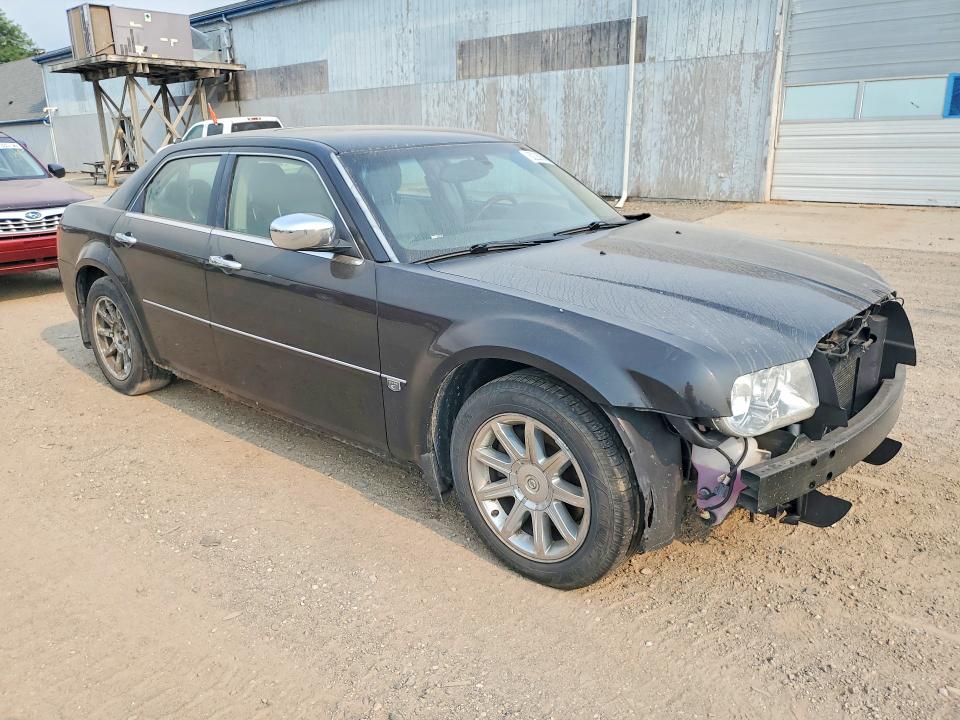 Продажа на аукционе авто 2006 Chrysler 300c, vin: 2C3KA63H96H110306, номер лота: 62280566
