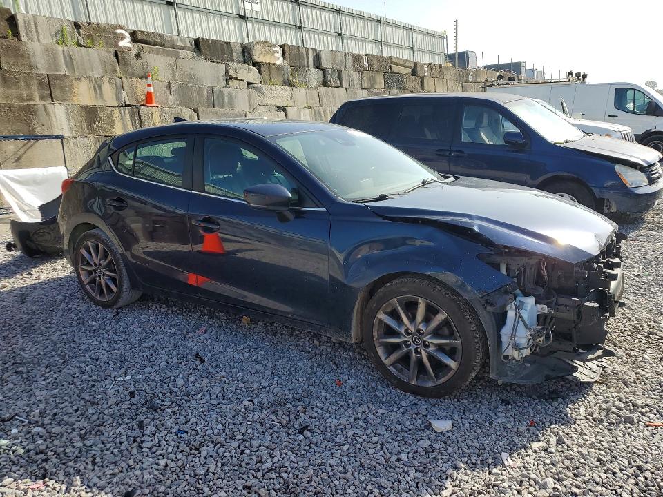 Продажа на аукционе авто 2018 Mazda 3, vin: 3MZBN1L30JM253966, номер лота: 59121186