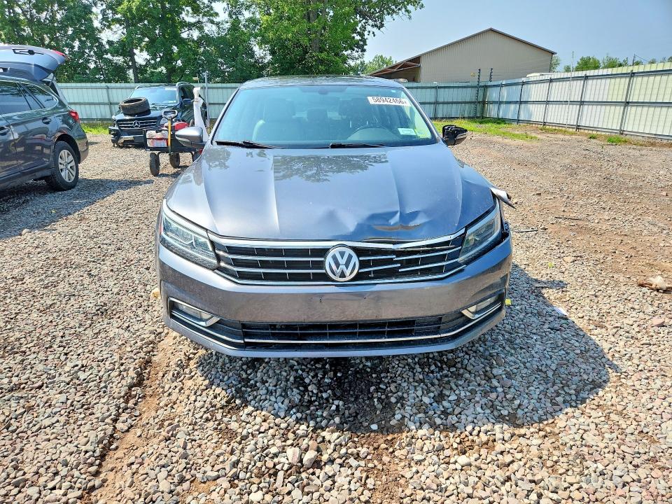 Продажа на аукционе авто 2016 Volkswagen Passat, vin: 1VWBT7A31GC070209, номер лота: 58942466