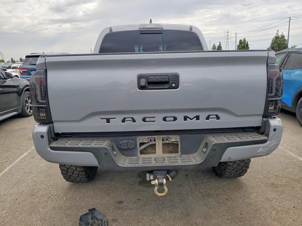 Aukcja sprzedaży 2018 Toyota Tacoma, vin: 3TMCZ5AN7JM161552, numer aukcji: 61051346