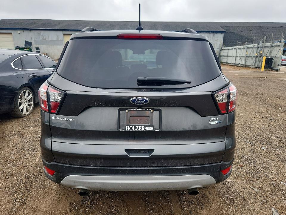 Продаж на аукціоні авто 2018 Ford Escape, vin: 1FMCU9HD6JUB09467, номер лоту: 62467146