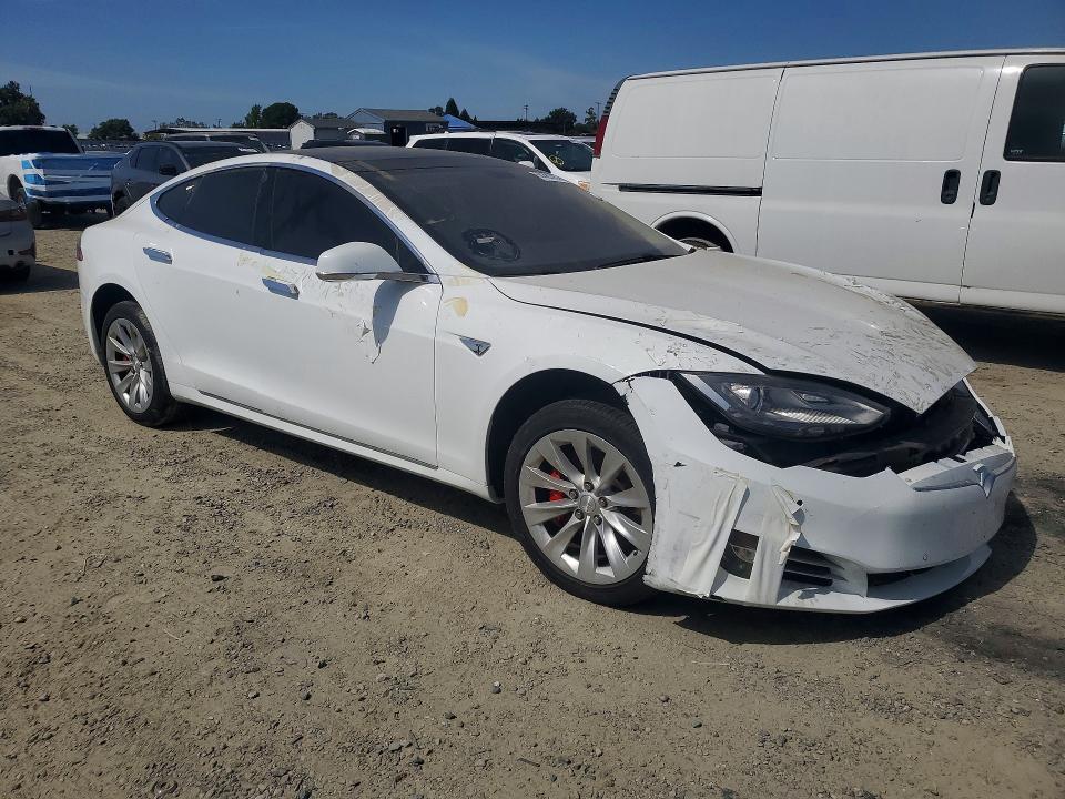 Продажа на аукционе авто 2014 Tesla Model S, vin: 5YJSA1H17EFP37763, номер лота: 59385736