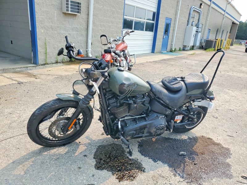 61316636 :رقم المزاد ، 1HD1YYK18MB043057 vin ، 2021 Harley-davidson Fxbbs مزاد بيع