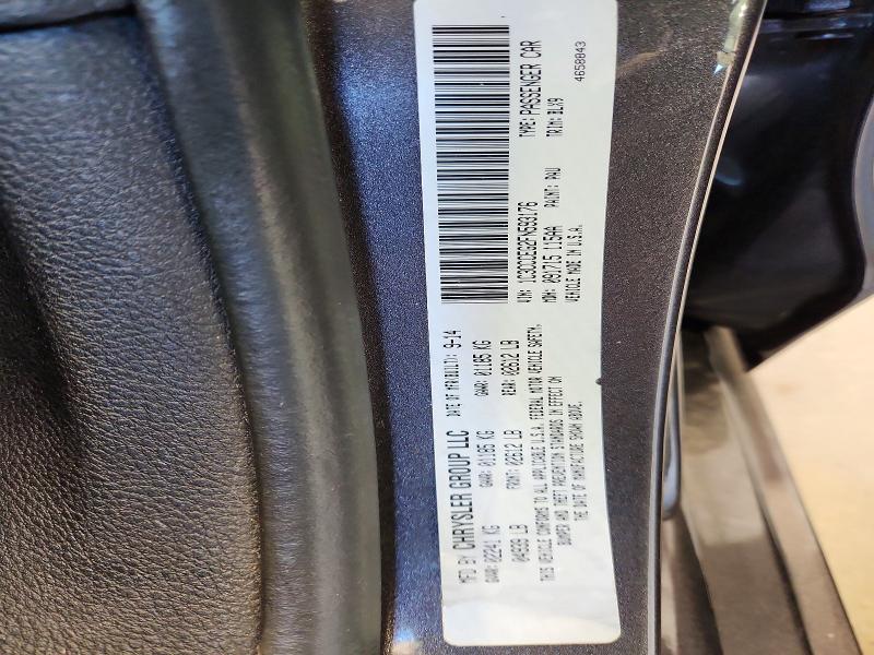 60689846 :رقم المزاد ، 1C3CCCEG2FN593176 vin ، 2015 Chrysler 200 مزاد بيع