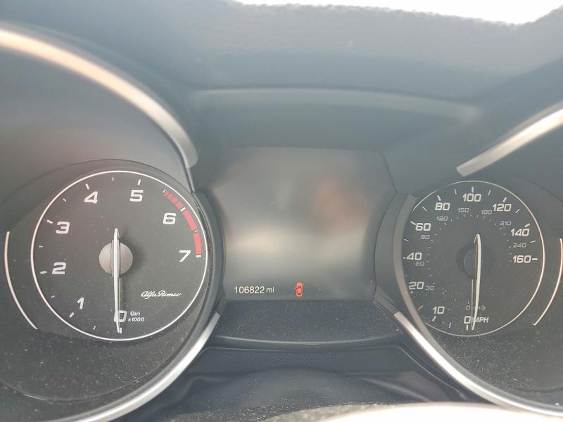 60711086 :رقم المزاد ، ZASPAKAN1M7D11913 vin ، 2021 Alfa Romeo Stelvio مزاد بيع