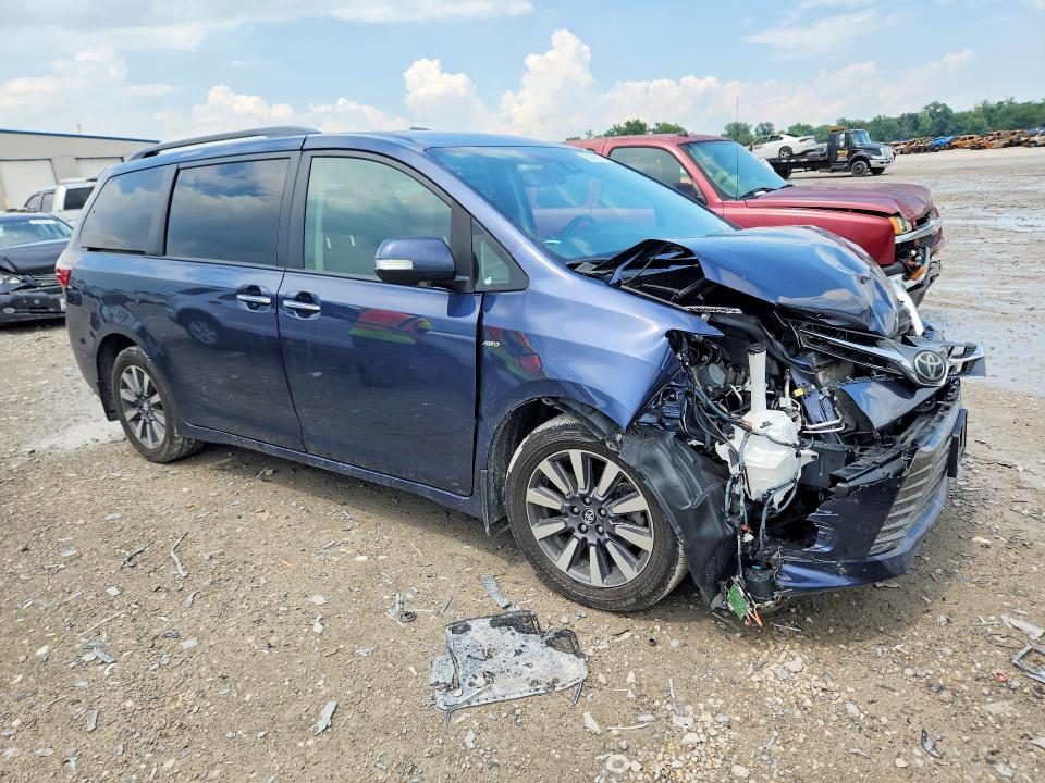 59866536 :رقم المزاد ، 5TDDZ3DC1LS241161 vin ، 2020 Toyota Sienna مزاد بيع