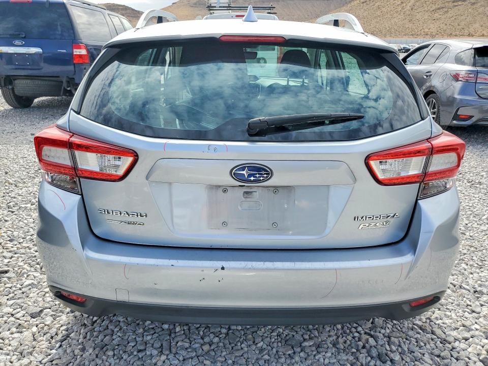 61010006 :رقم المزاد ، 4S3GTAN64H3747281 vin ، 2017 Subaru Impreza مزاد بيع